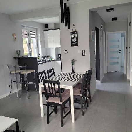 Apartament Wiktoria Ustrzyki Dolne Exterior foto